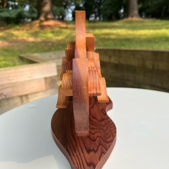 360' Handmade Signed by the artist " Windy" Wood Tree Sculpture - Picture 8 of 8